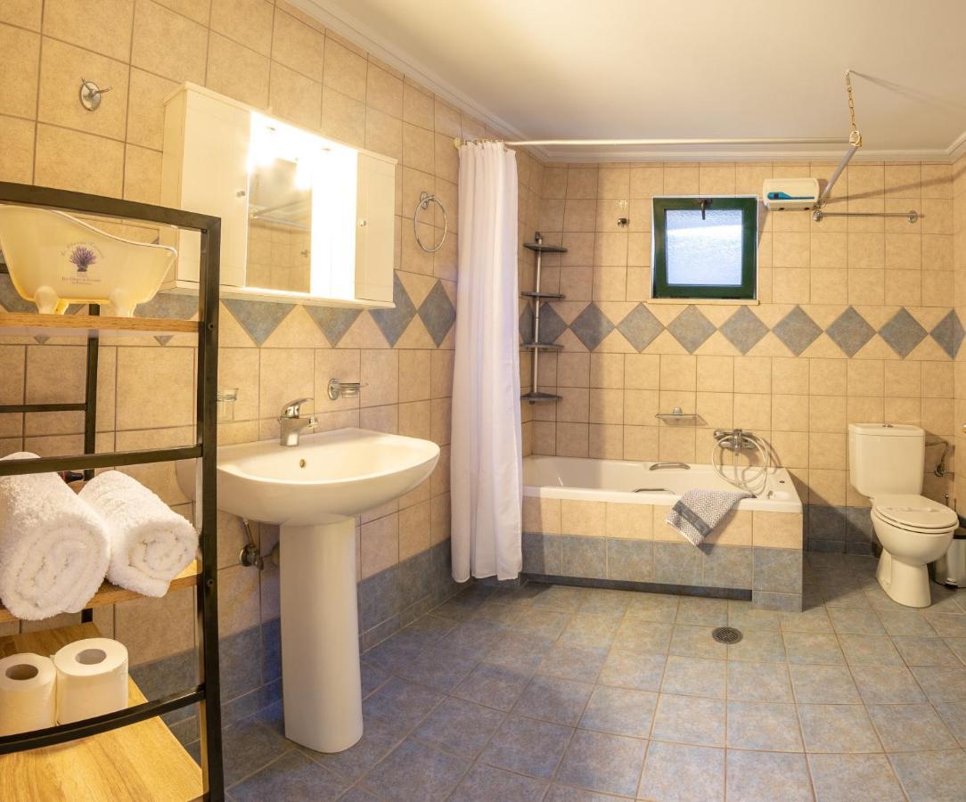 Mouria Holiday home Pinakokhorion